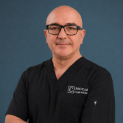Dr. Roberto Fuentes